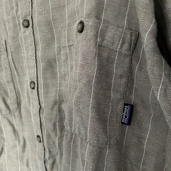 Patagonia L/S Button Up - Organic Cotton - Men's Large - Picture 3 of 4